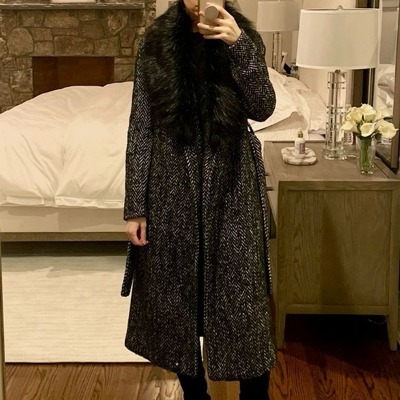 New Look Herringbone Faux Fur Trim Belted Coat - Picture 12 of 12